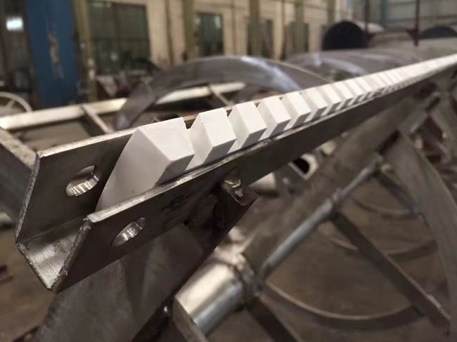 活動刮板式薄膜蒸發器